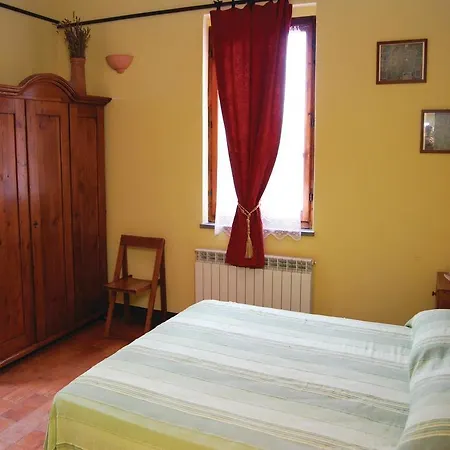 Four-bedroom With A Fireplace 02 Apartment Umbertide